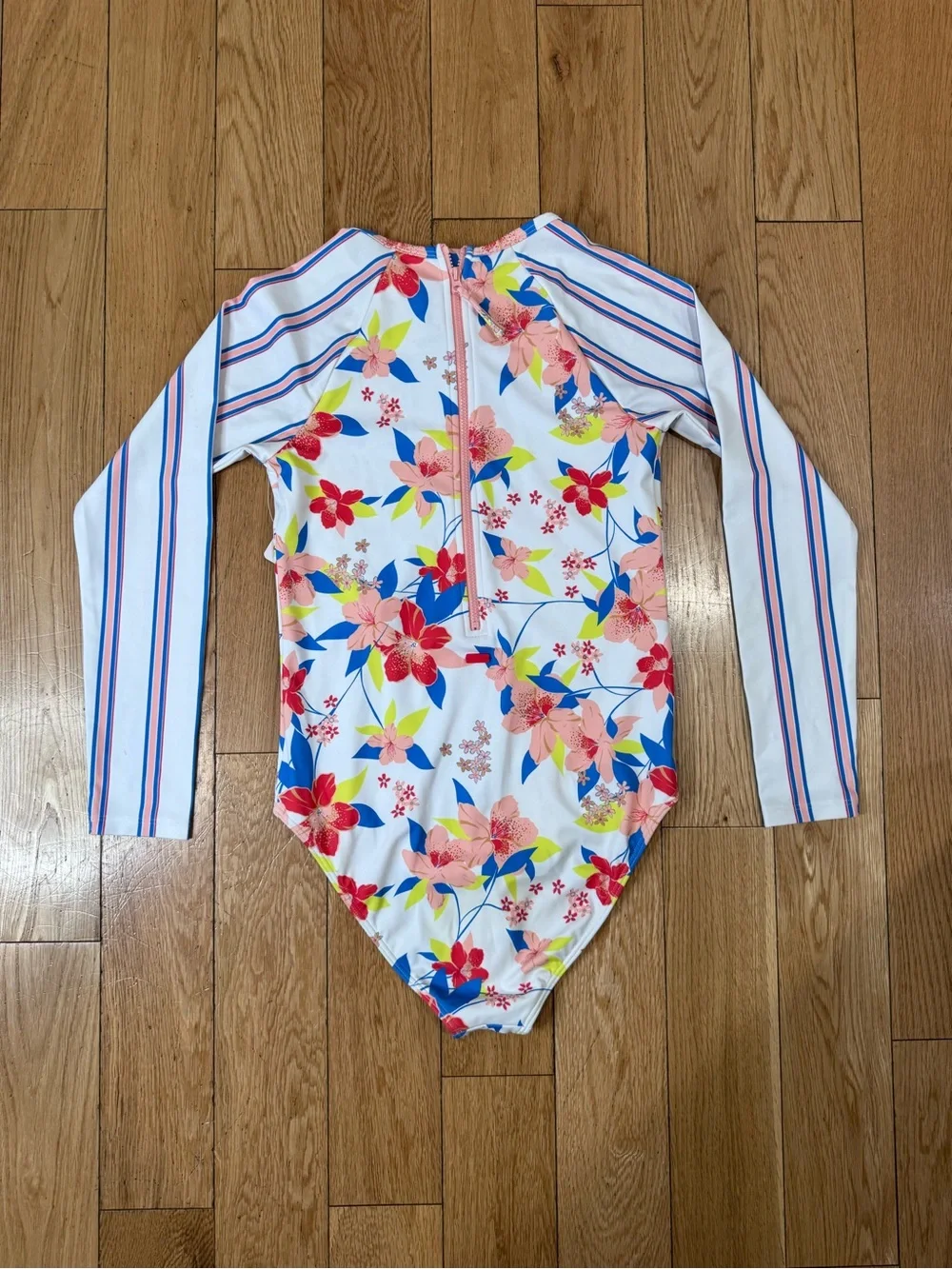 New Roxy Rash Guard Girls 14 Long Sleeve Floral One-Piece Rash Guard Swimsuit